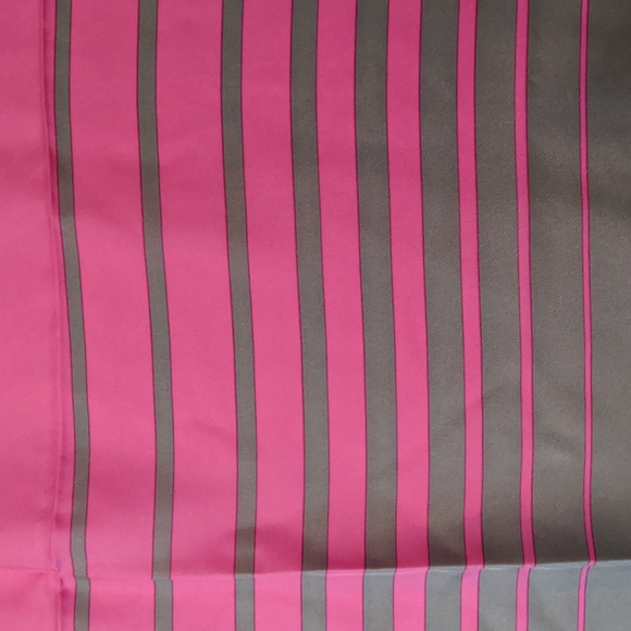 BCBGMAXAZRIA Breast Cancer Awareness Silk Scarf - Picture 4 of 8